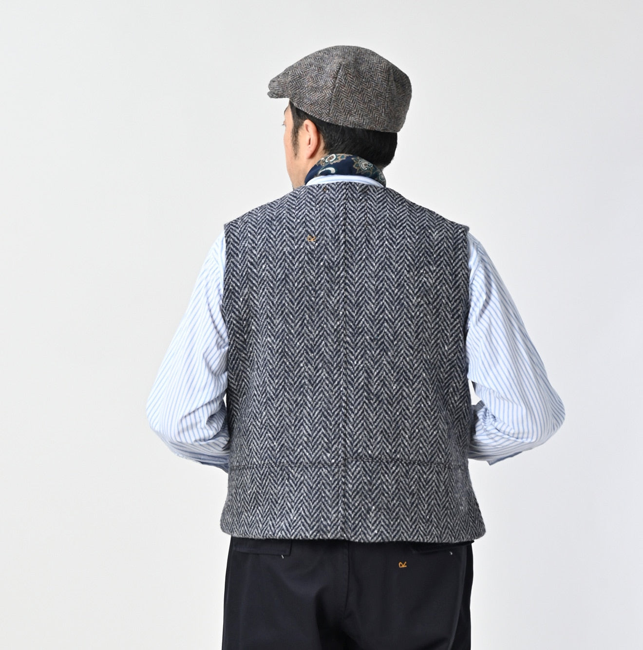 45R Donegal Tweed 908 Cruise Vest