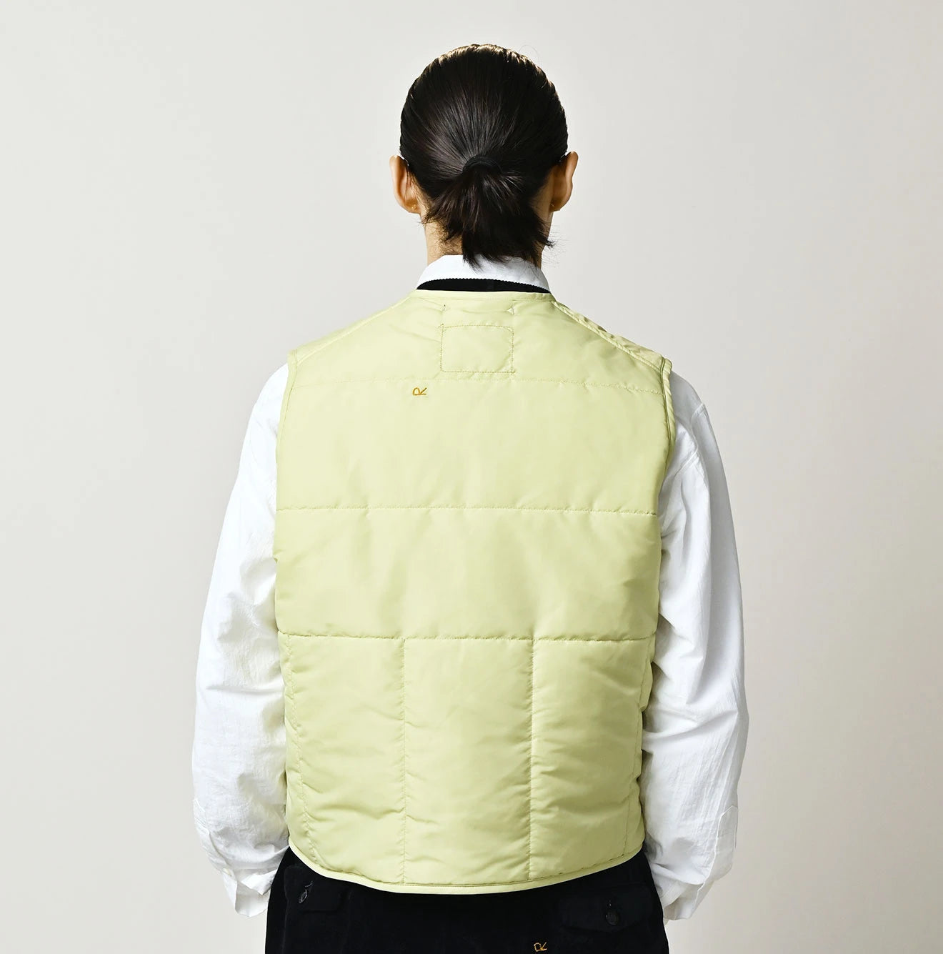 45R Nylon Quilt 908 Crew Vest - Image 10