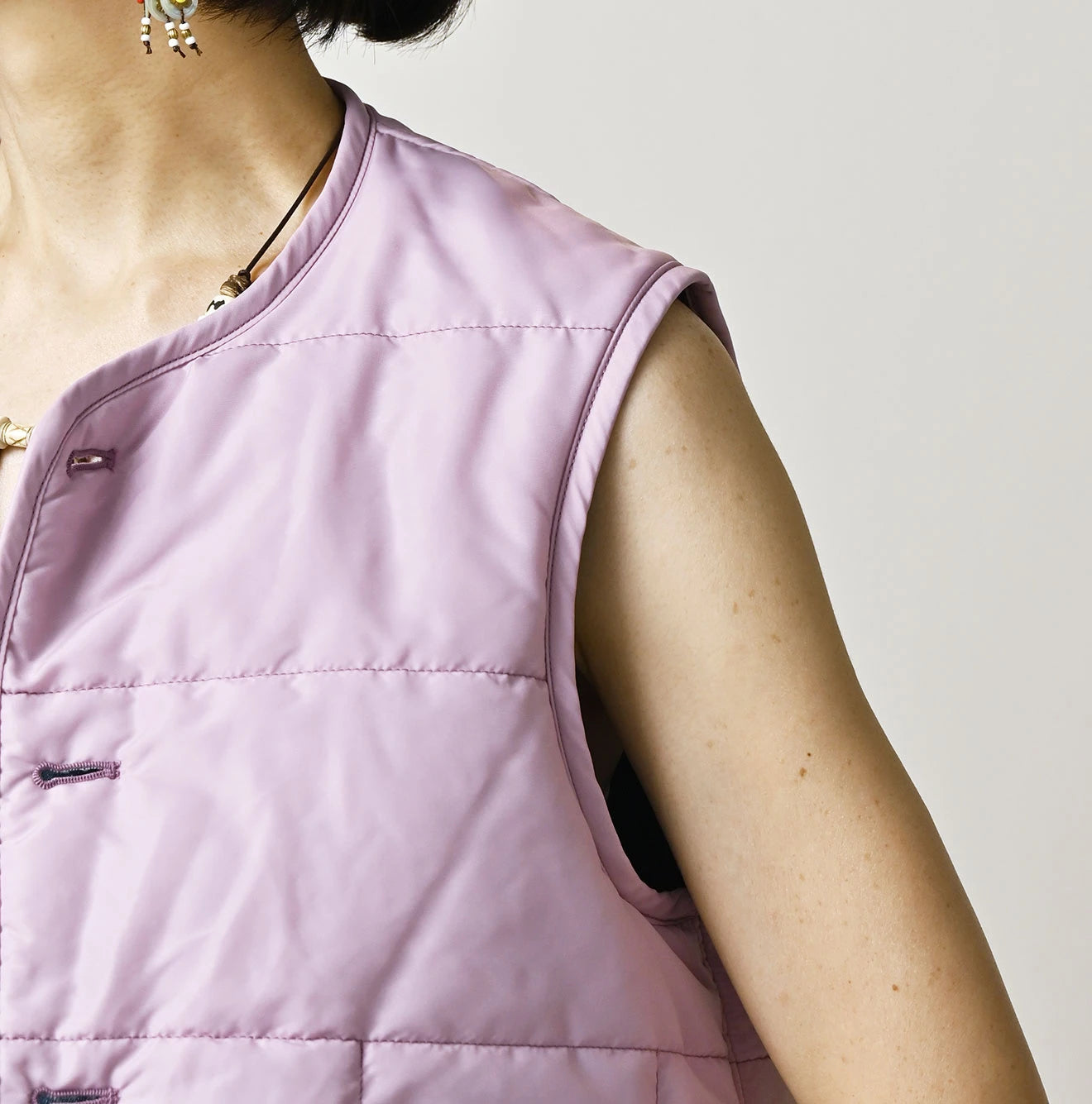 45R Nylon Quilt 908 Crew Vest - Image 19