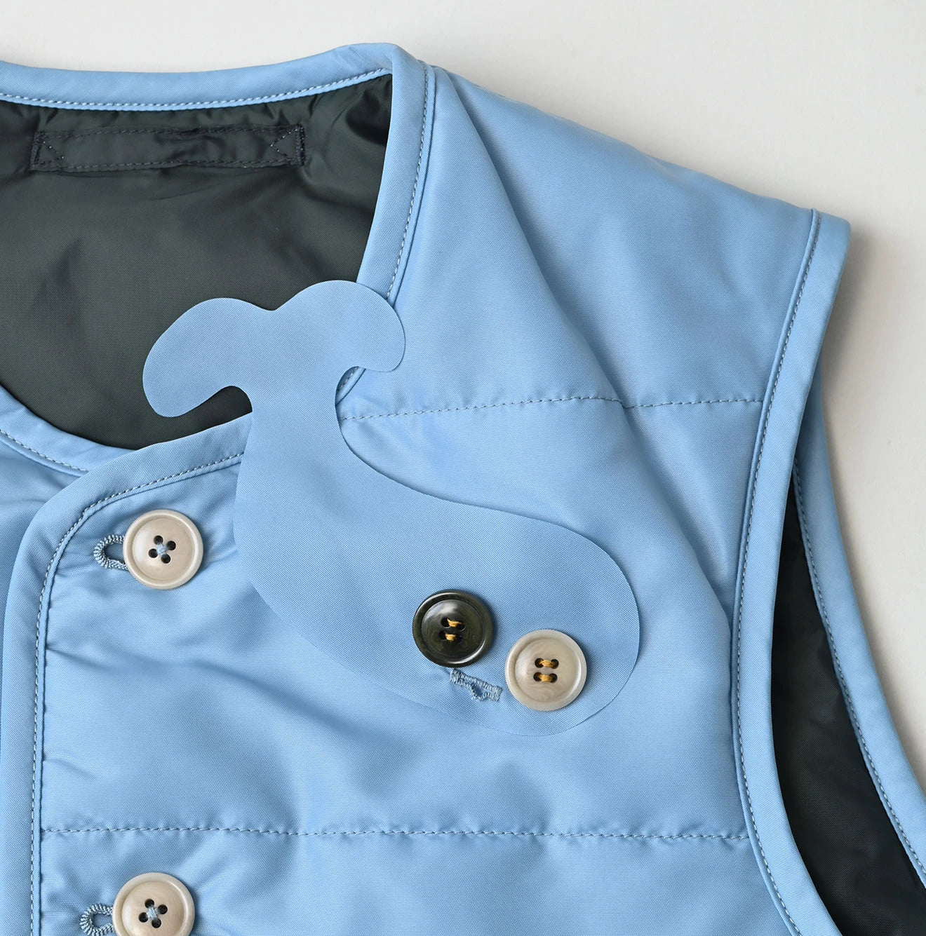 45R Nylon Quilt 908 Crew Vest - Image 30