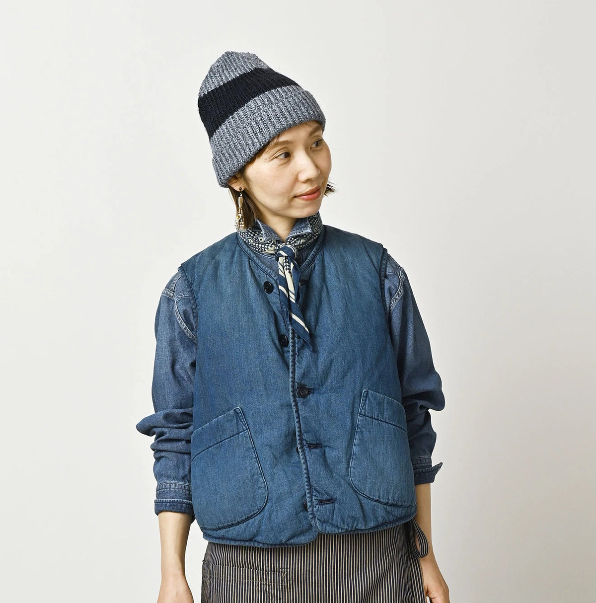 45R Light Mont Brown Denim Quilt 908 Crew Vest Distressed