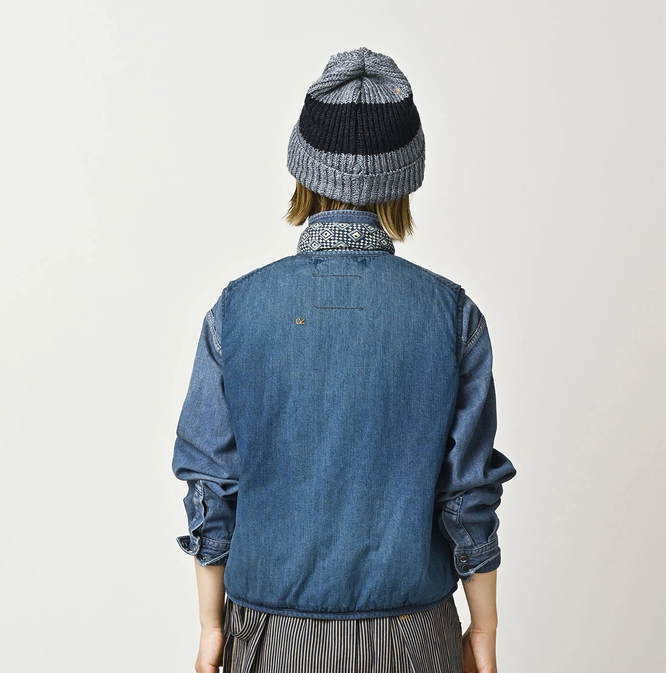 45R Light Mont Brown Denim Quilt 908 Crew Vest Distressed - Image 6