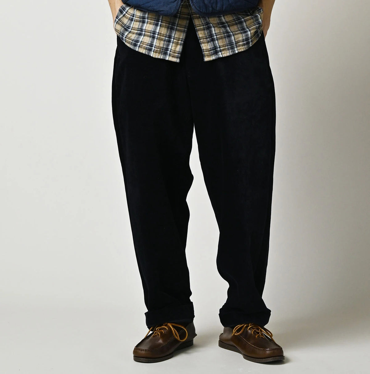 45R Indigo Velvet 908 Nimes Pants