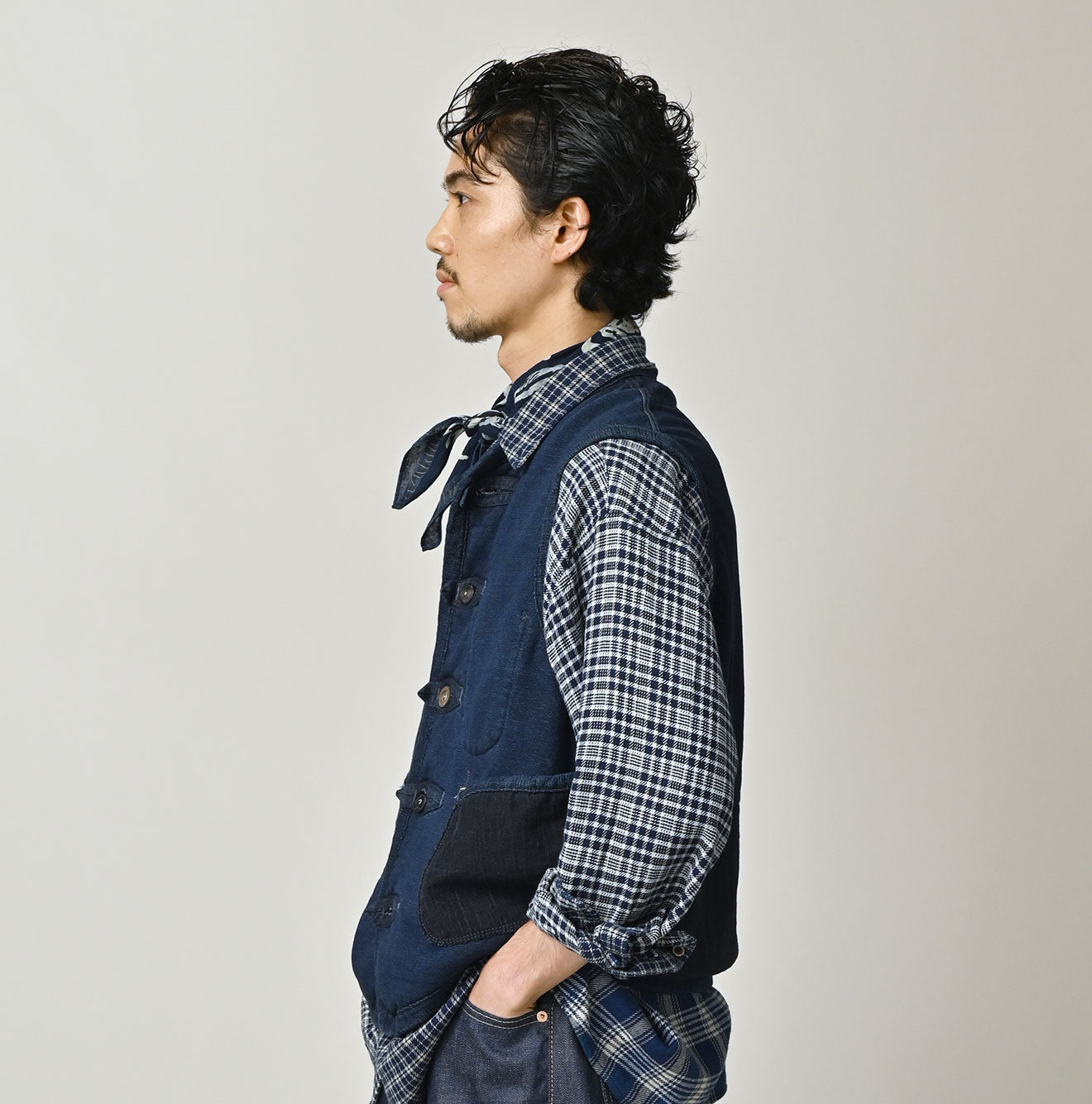 45R Indigo Iroiro Patchwork 908 8 Knot Binder Vest - Image 5