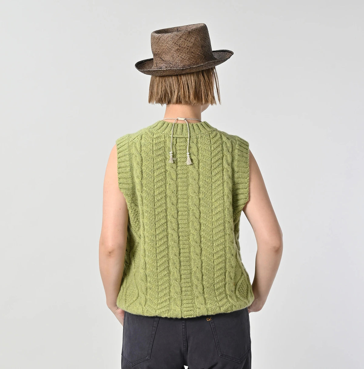 45R Cashmere Aran Vest