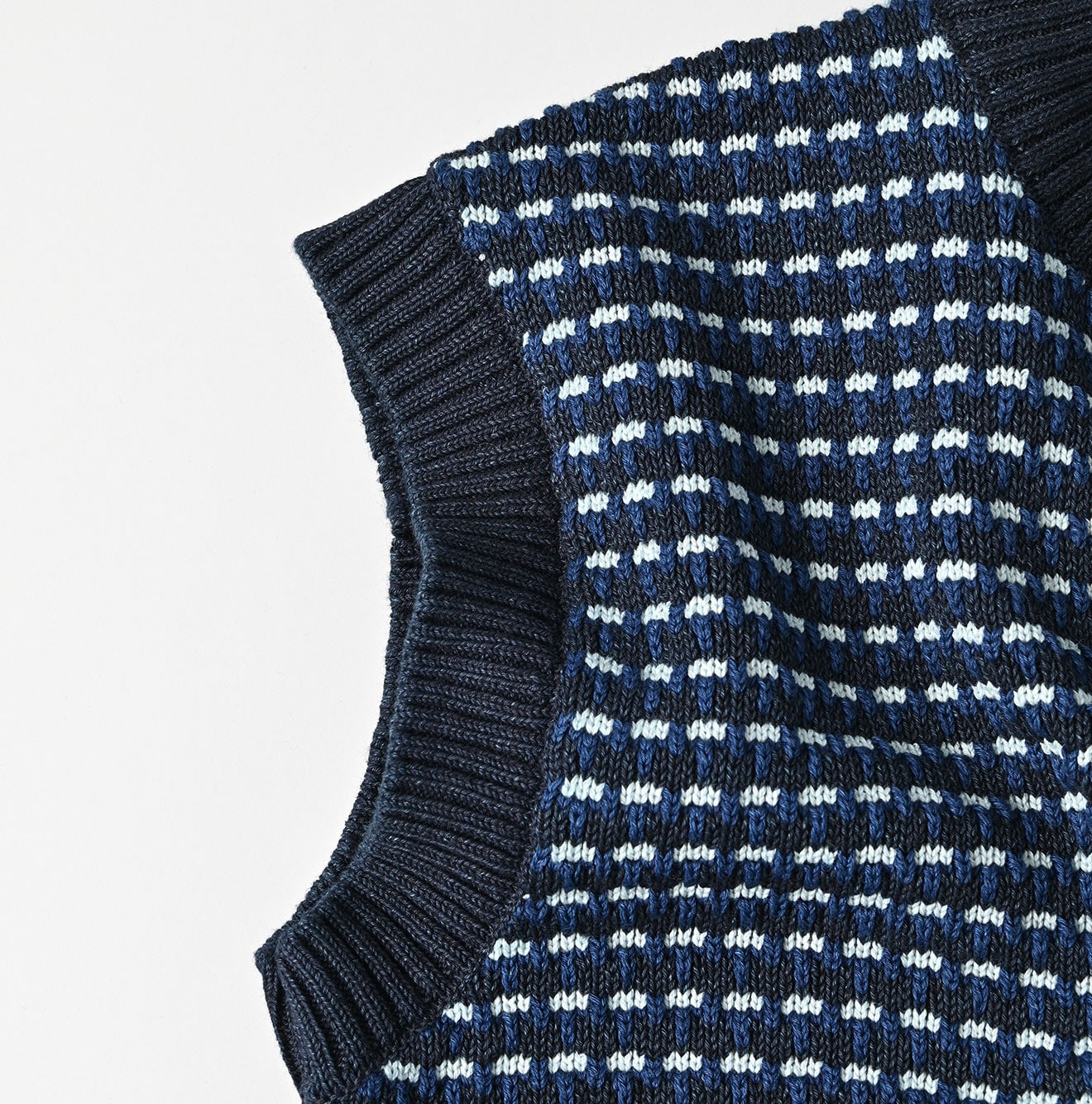45R Indigo Bonita Jacquard Vest