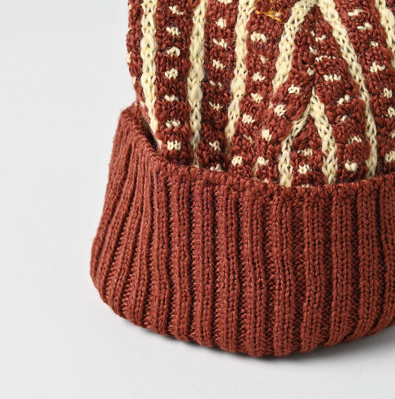 45R Bonita Jacquard Cap (Burgundy) - Image 5