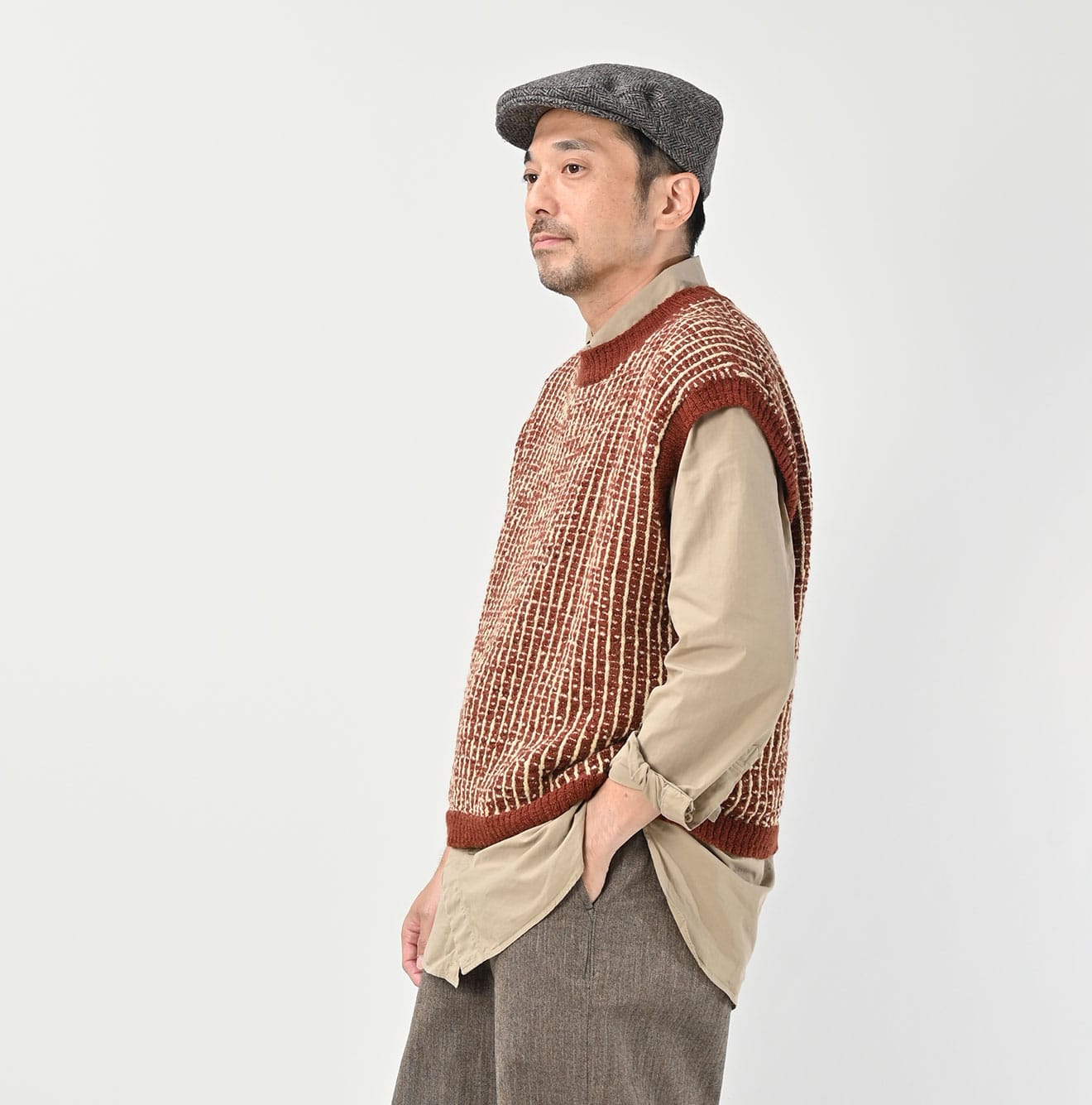 45R Bonita Jacquard Vest (Burgundy)