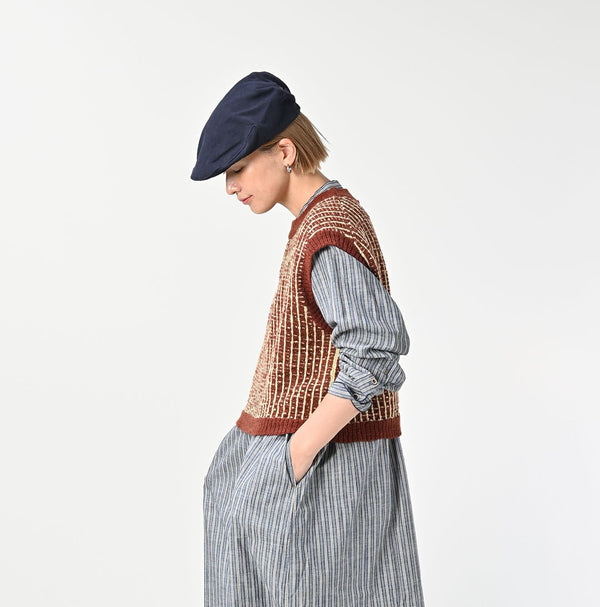 45R Bonita Jacquard Vest (Burgundy)