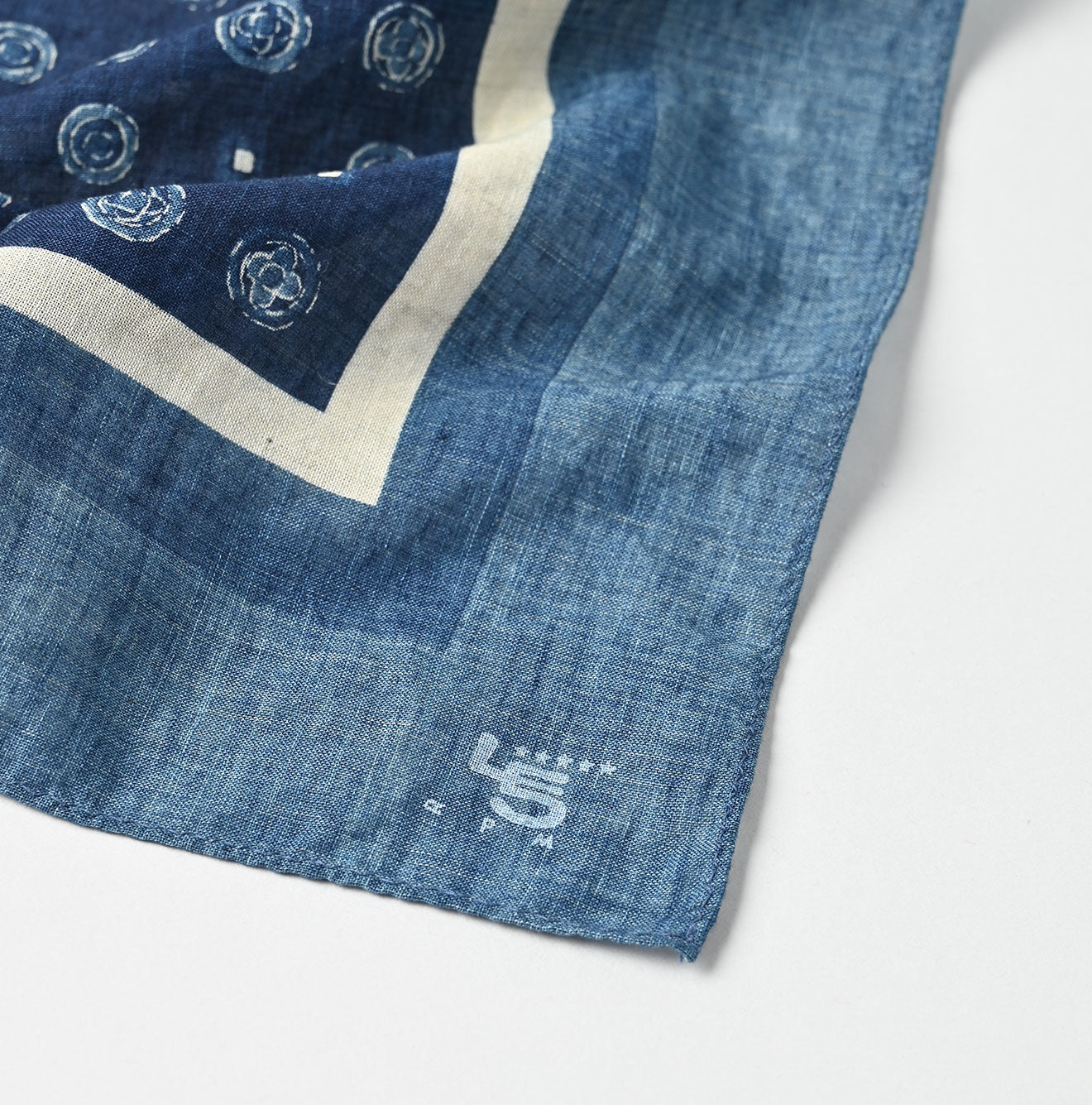 45R Indigo Komon Bandana