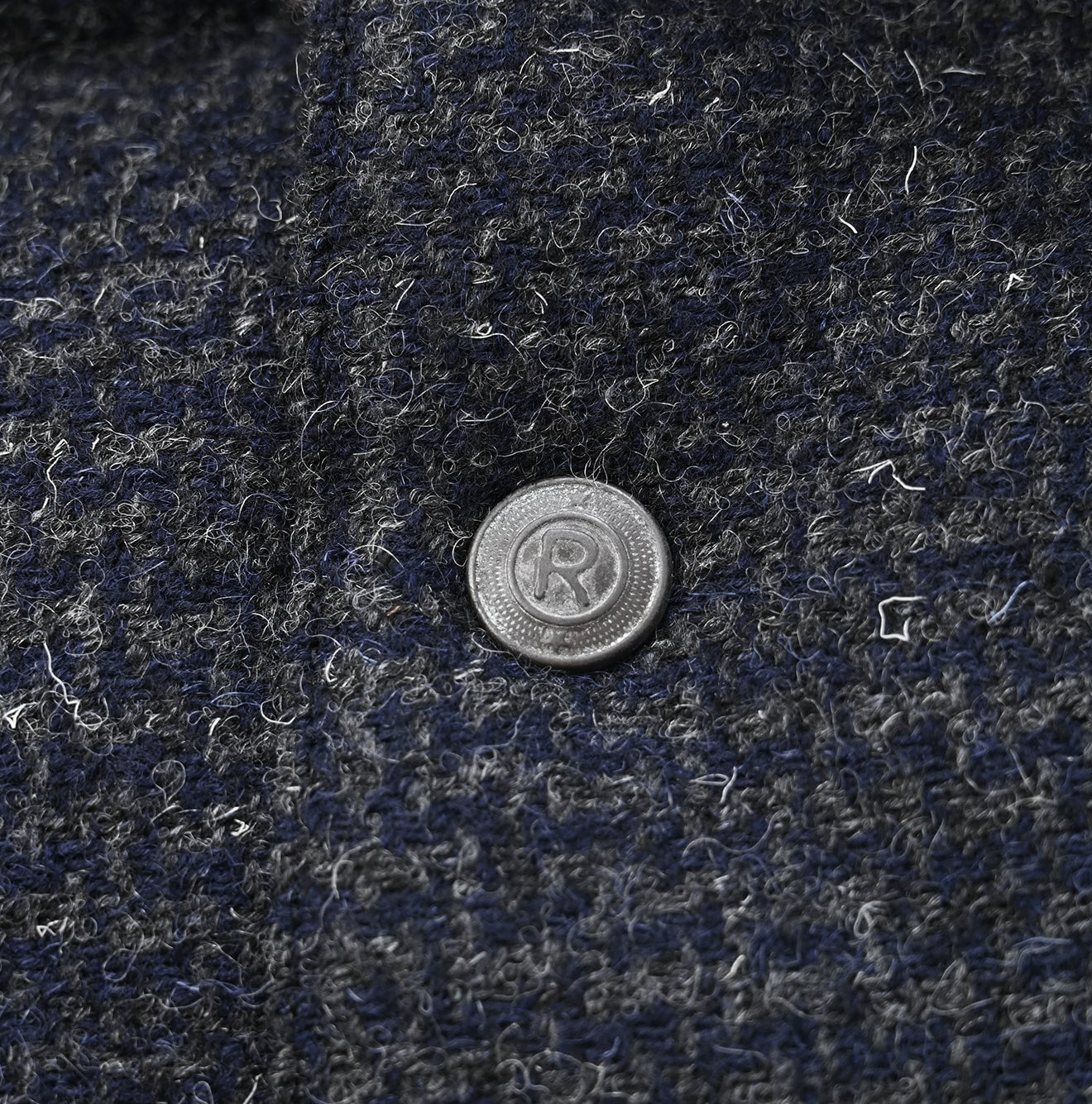 45R British Tweed 908 Boa Vest