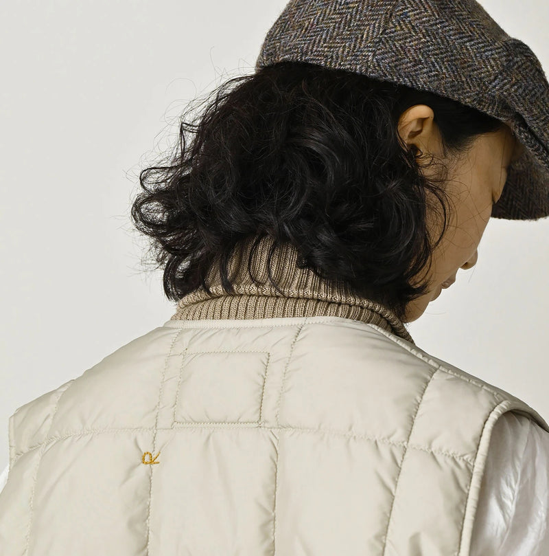45R Nylon Quilted 908 Vest - Image 17