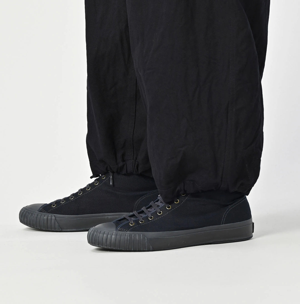 45R Indigo Duck 908 Tent Cargo Pants - Image 12