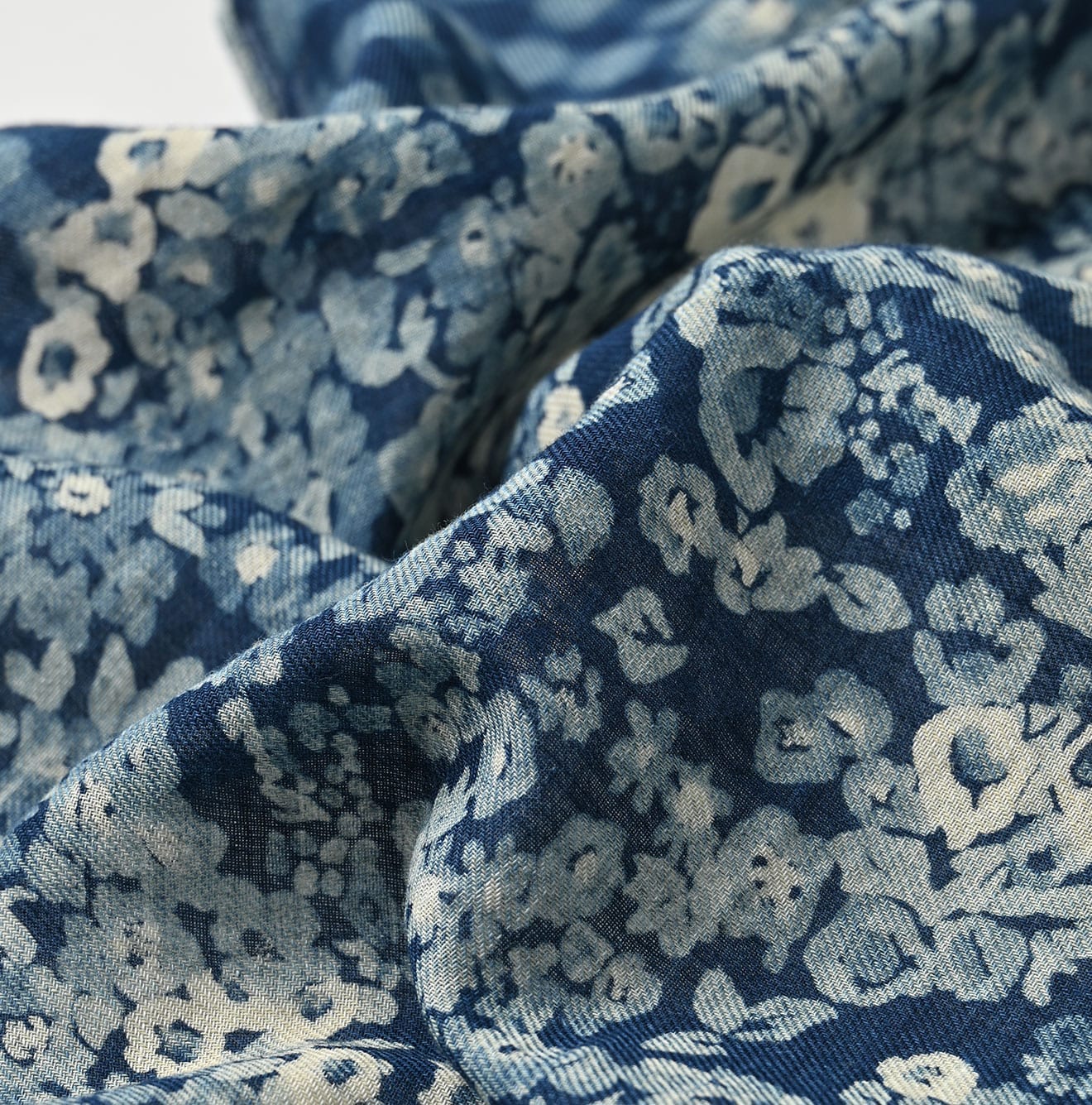 45R Indigo Twill Gingham Check Flower Bandana