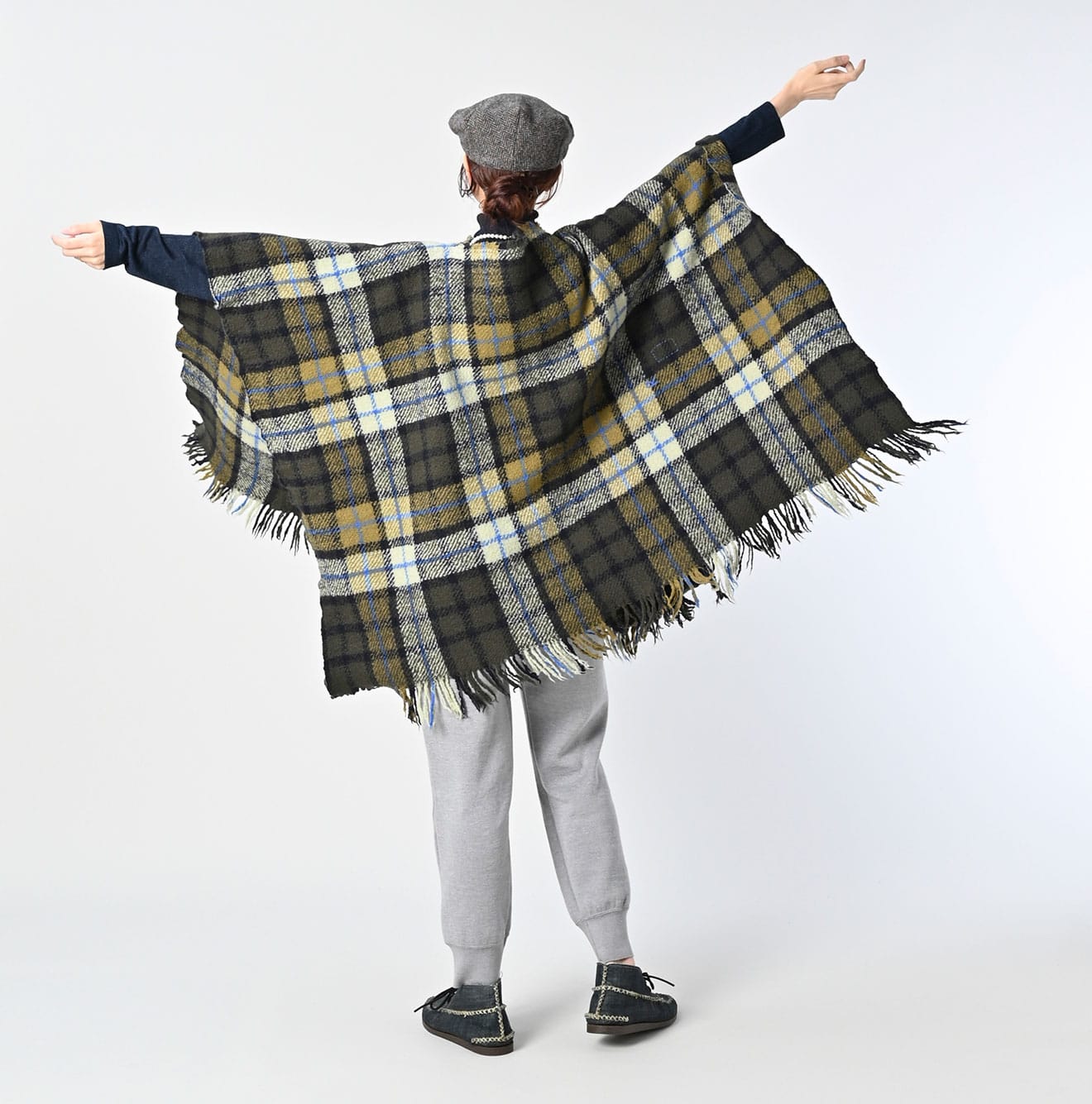 45R Merino Cashmere Check Poncho