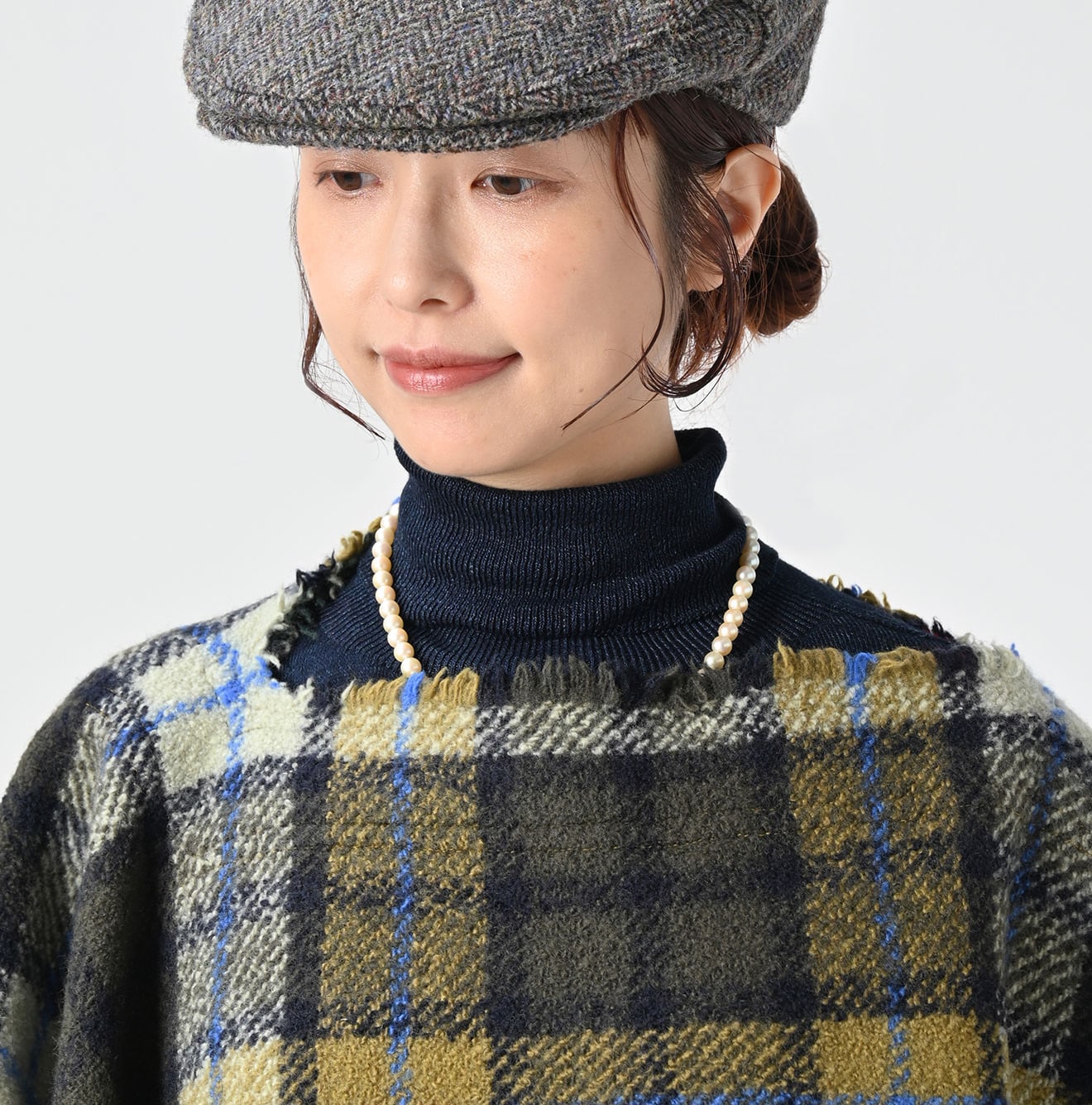 45R Merino Cashmere Check Poncho
