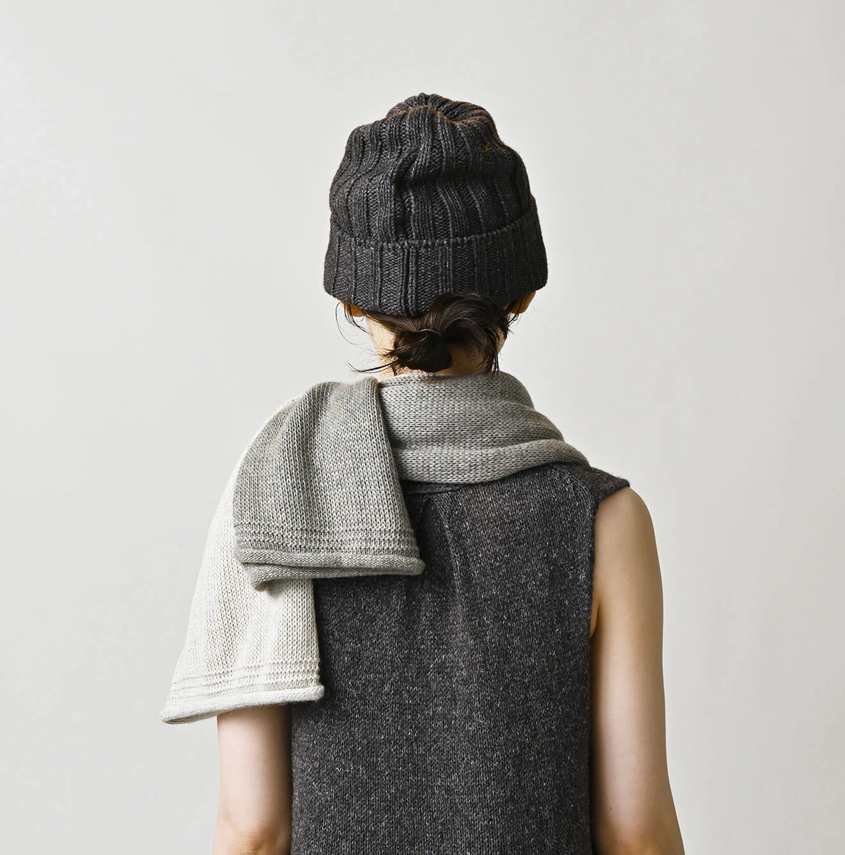 45R Linen Cashmere Gauze Muffler - Image 6