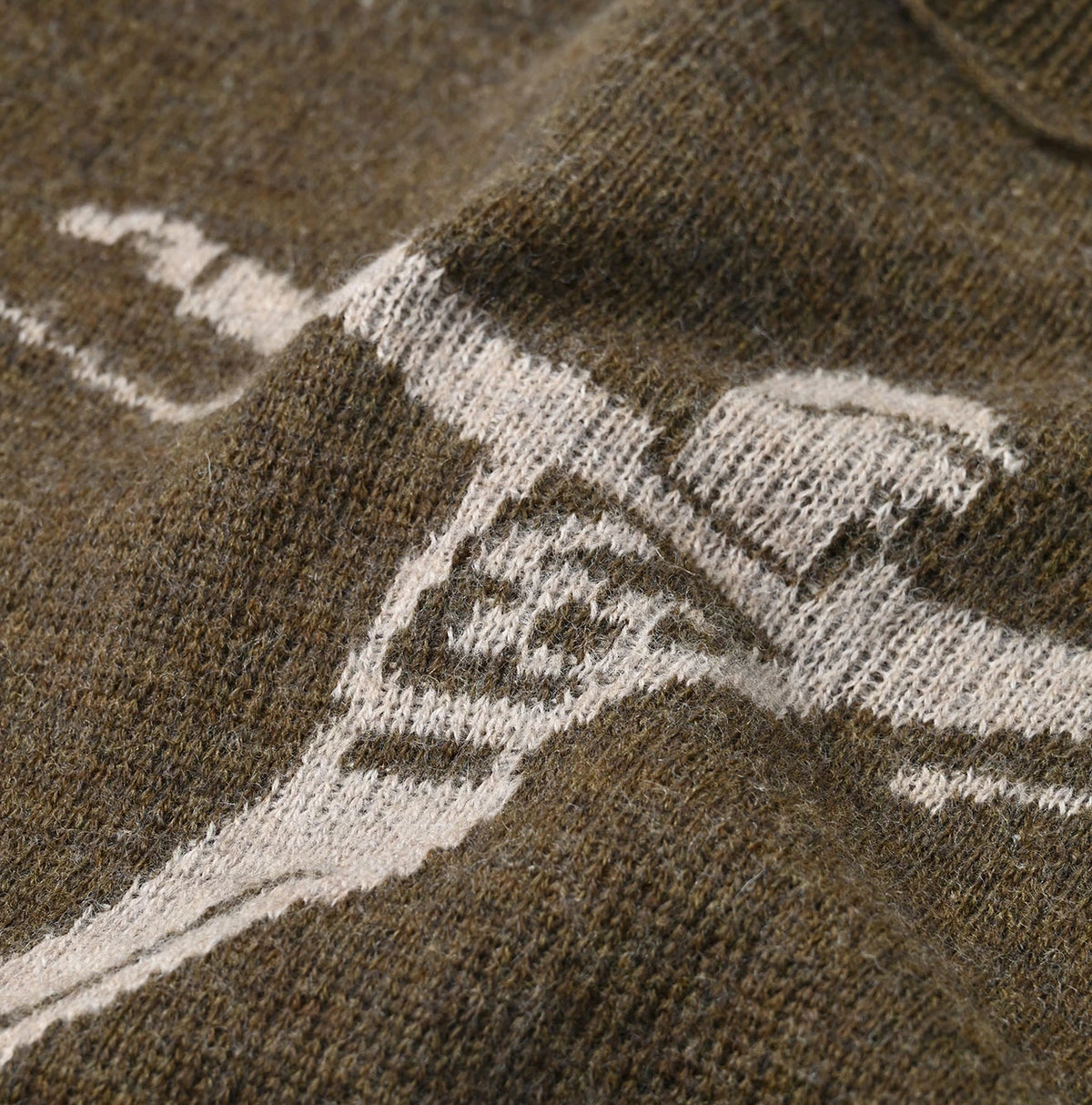 45R Snow Jacquard 908 Knit-sewn Sweater - Image 20