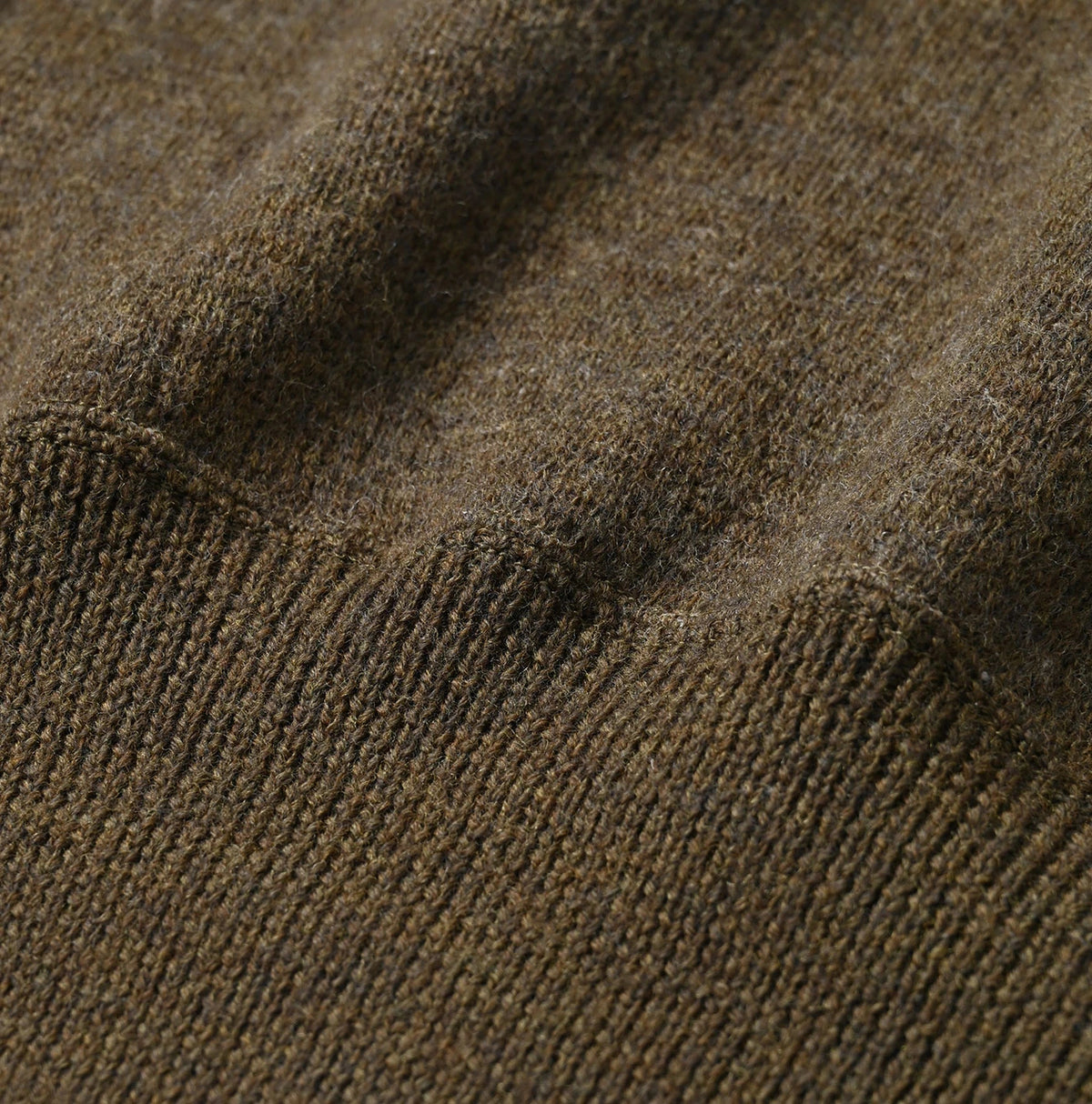 45R Snow Jacquard 908 Knit-sewn Sweater