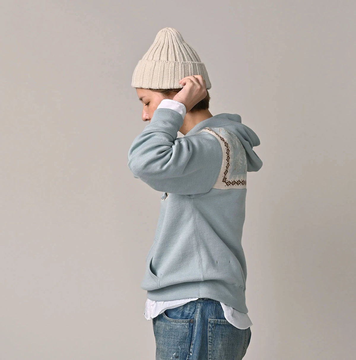 45R Snowflake Jacquard Smooth 908 Knit-sewn Hoodie