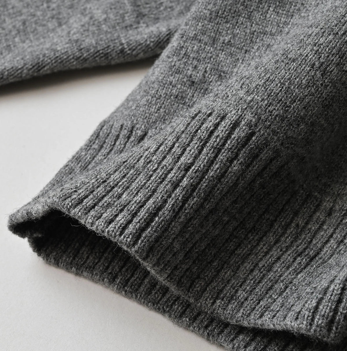 45R Shetland Cashmere 908 Turtleneck