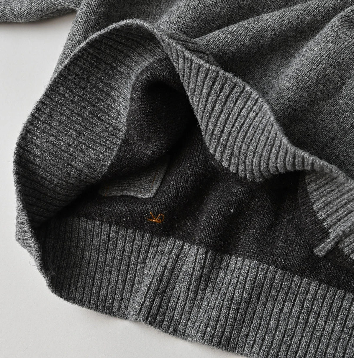 45R Shetland Cashmere 908 Turtleneck