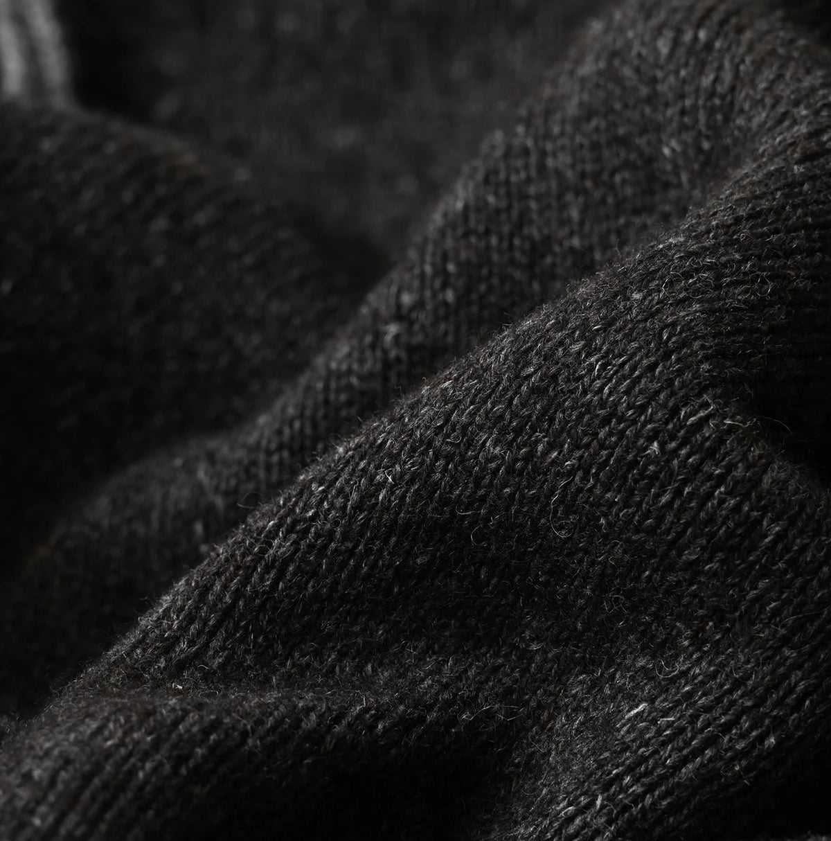 45R Shetland Cashmere 908 Turtleneck