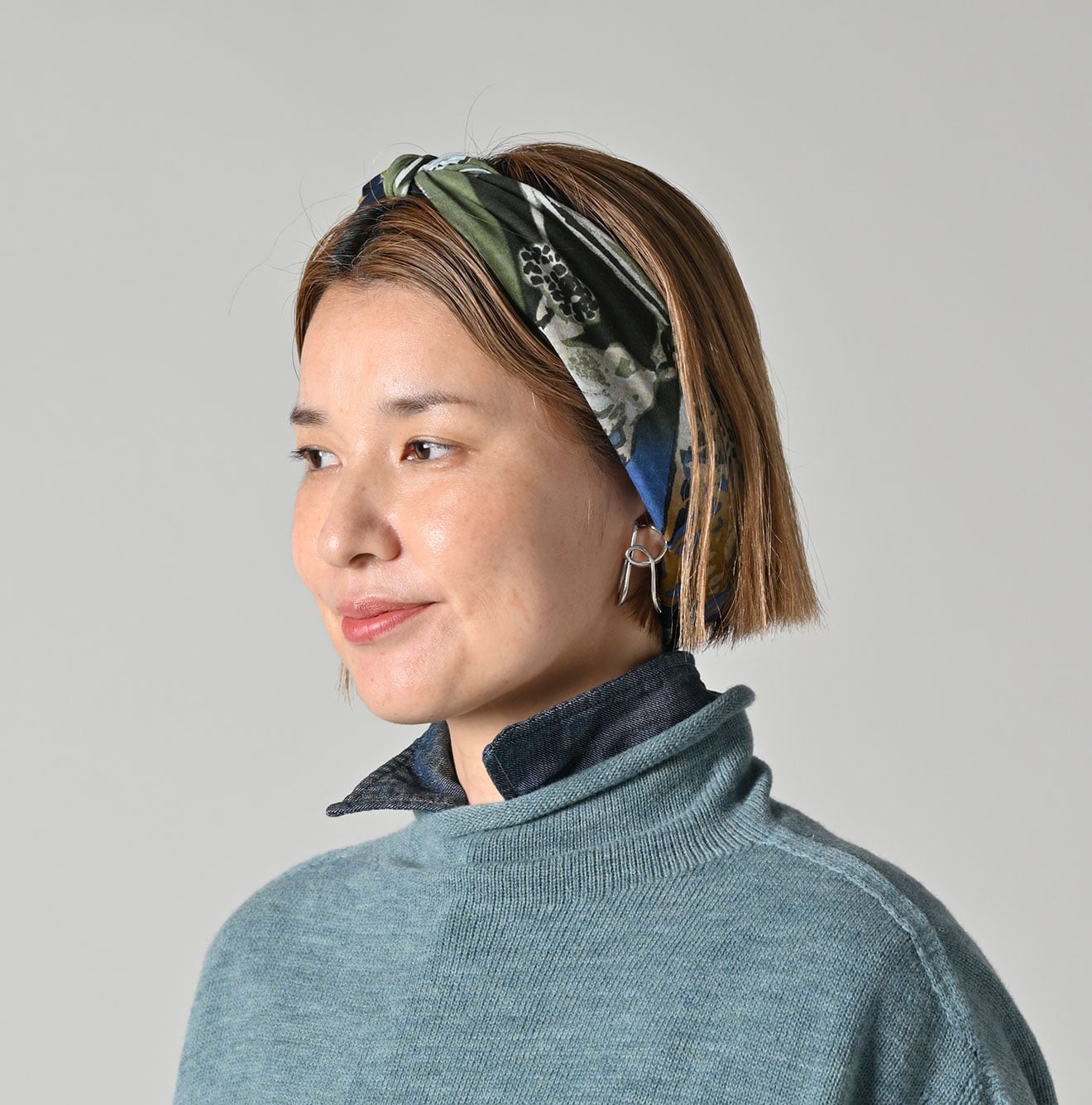 45R Tenjiku Wonderland Bandana - Image 4