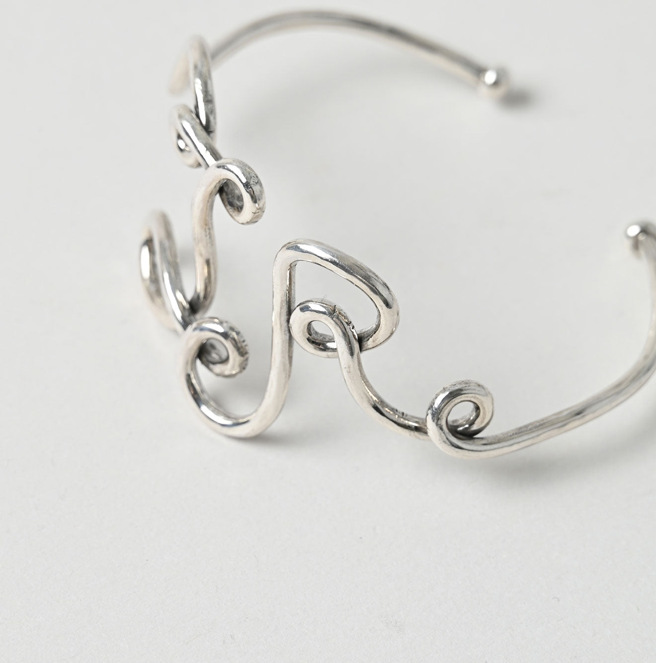 45R Silver F.R. Bangle - Image 4