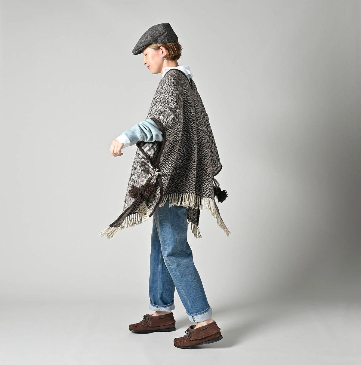 45R Himalayan Wool Poncho