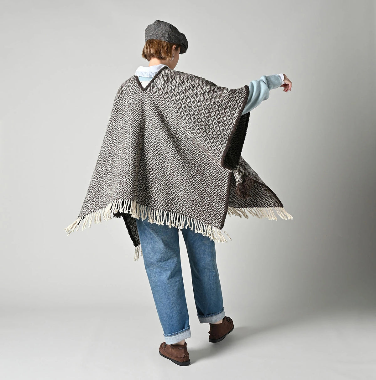 45R Himalayan Wool Poncho