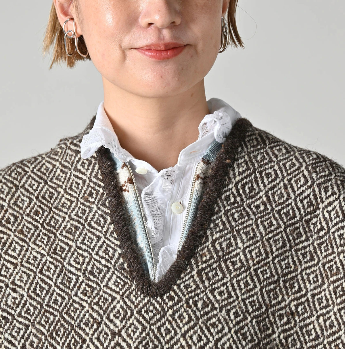 45R Himalayan Wool Poncho - Image 6