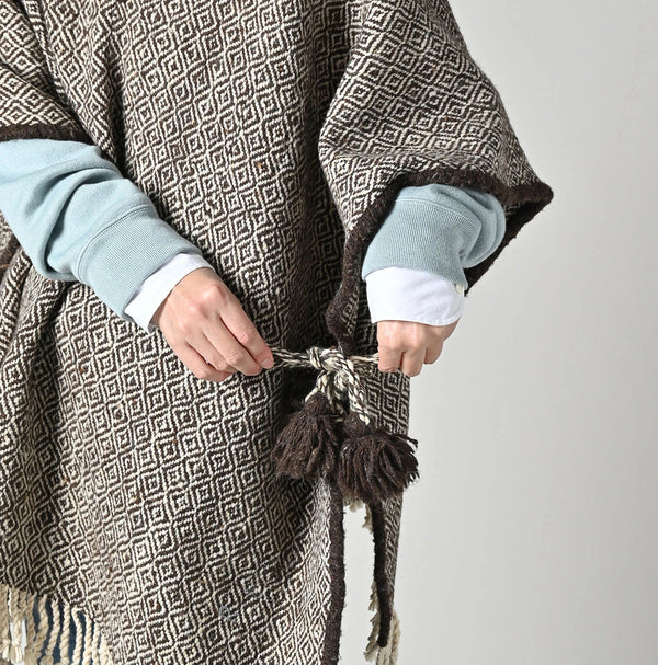 45R Himalayan Wool Poncho