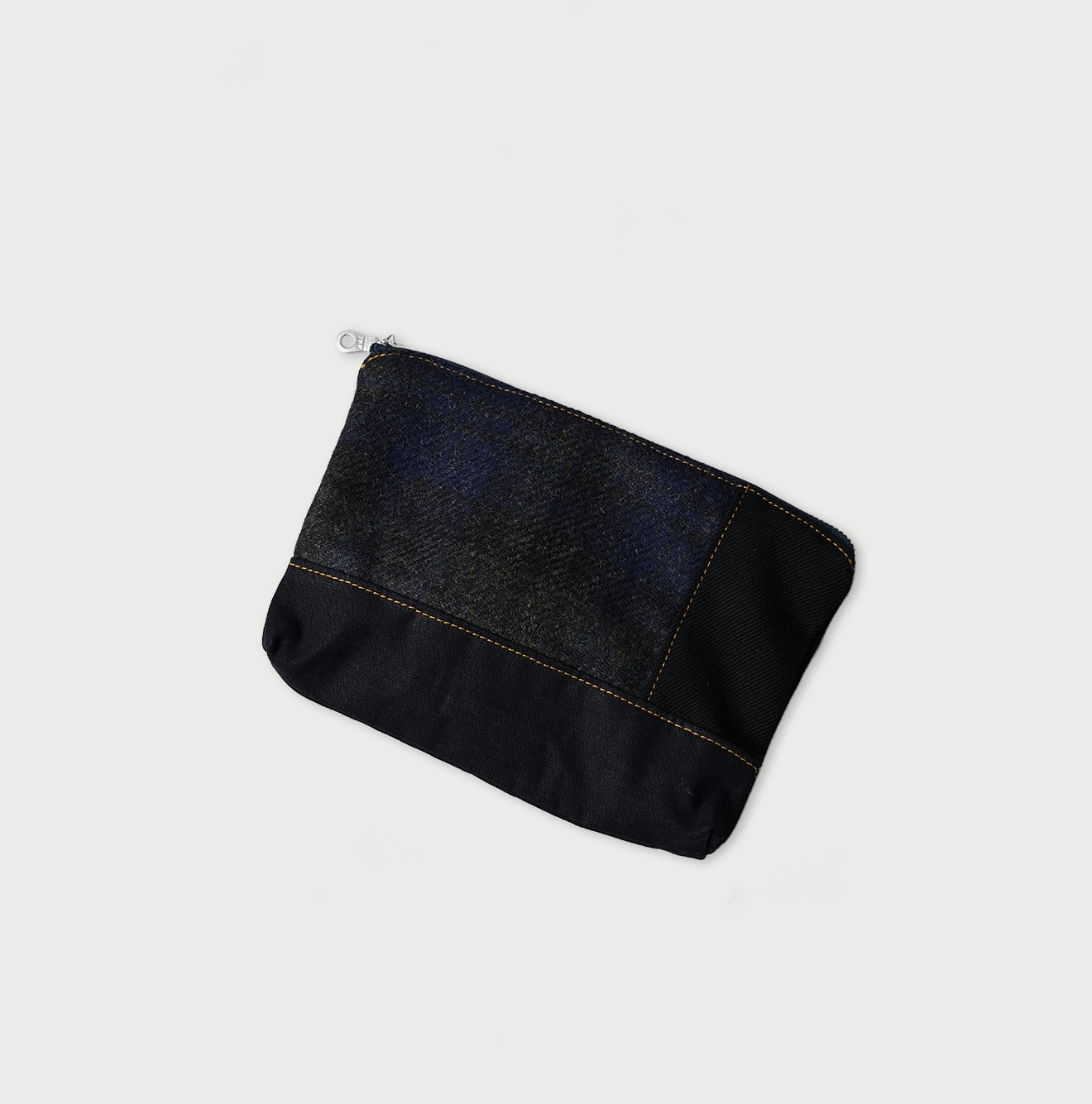 45R Tweed Patchwork Pouch