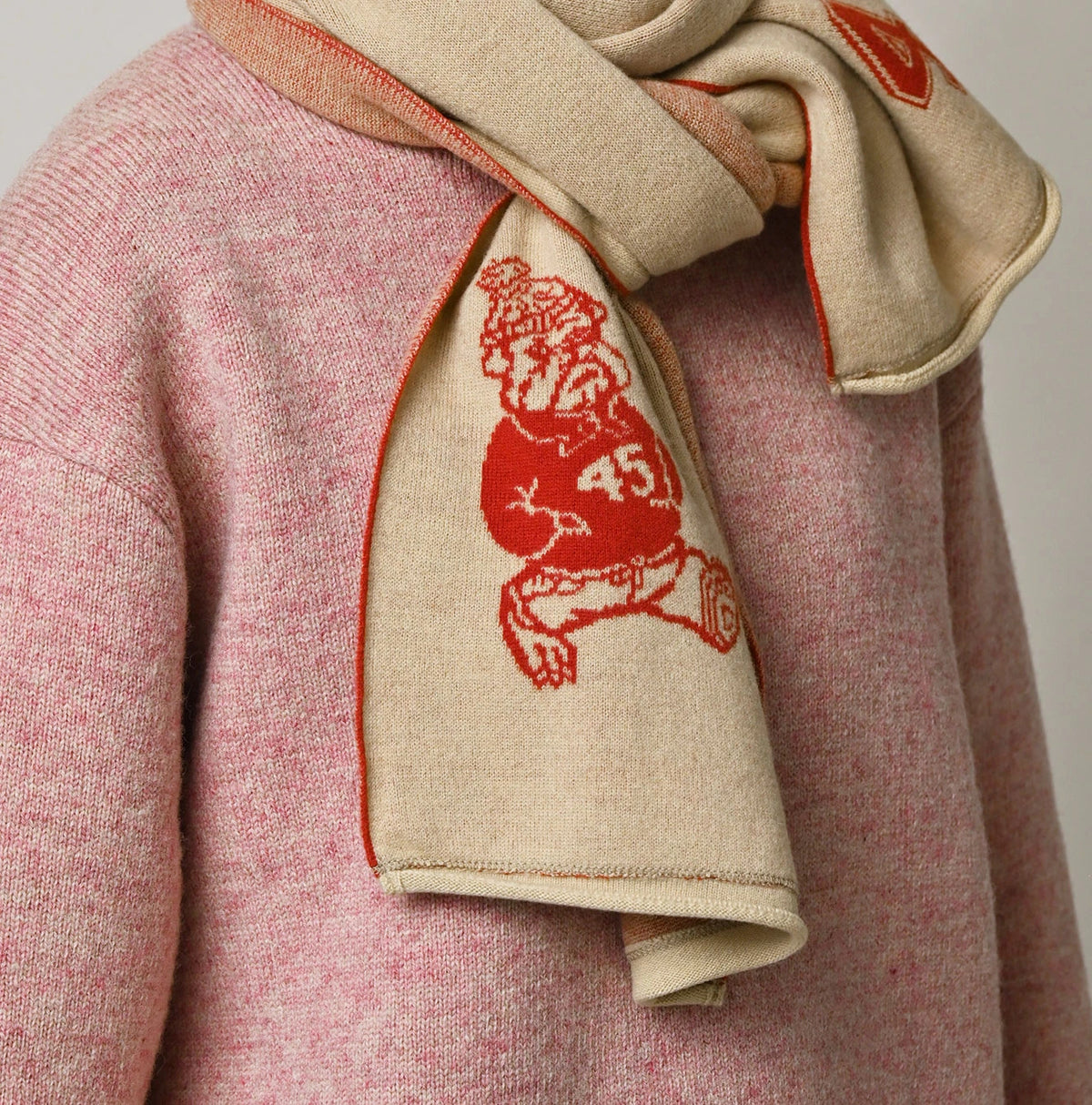 45R Float Jacquard Felted Muffler