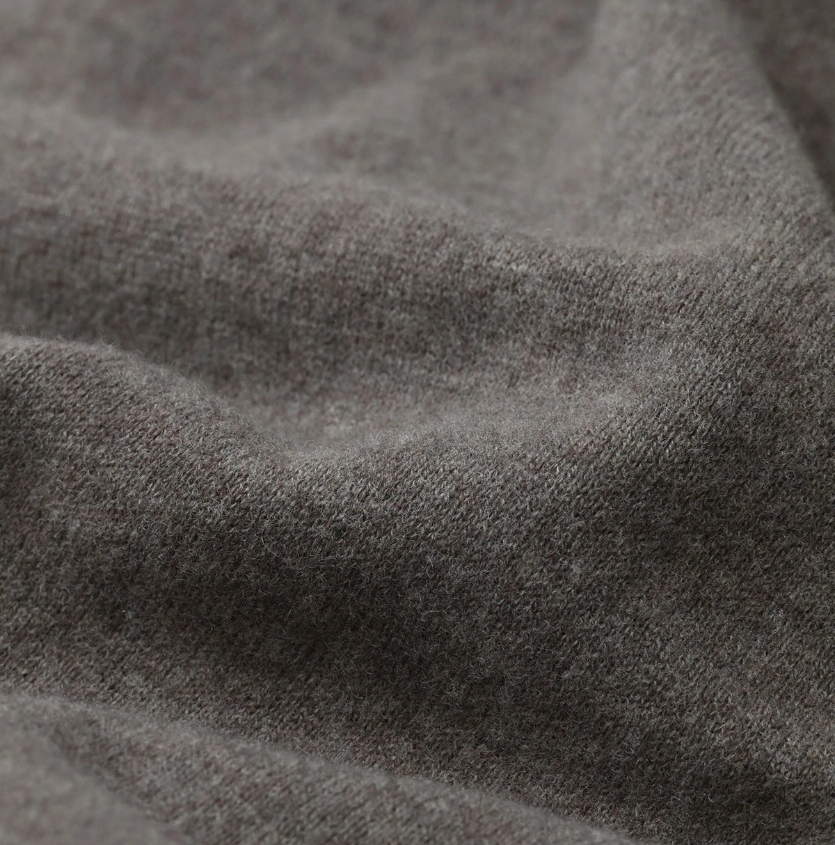 45R Float Jacquard Felted Muffler