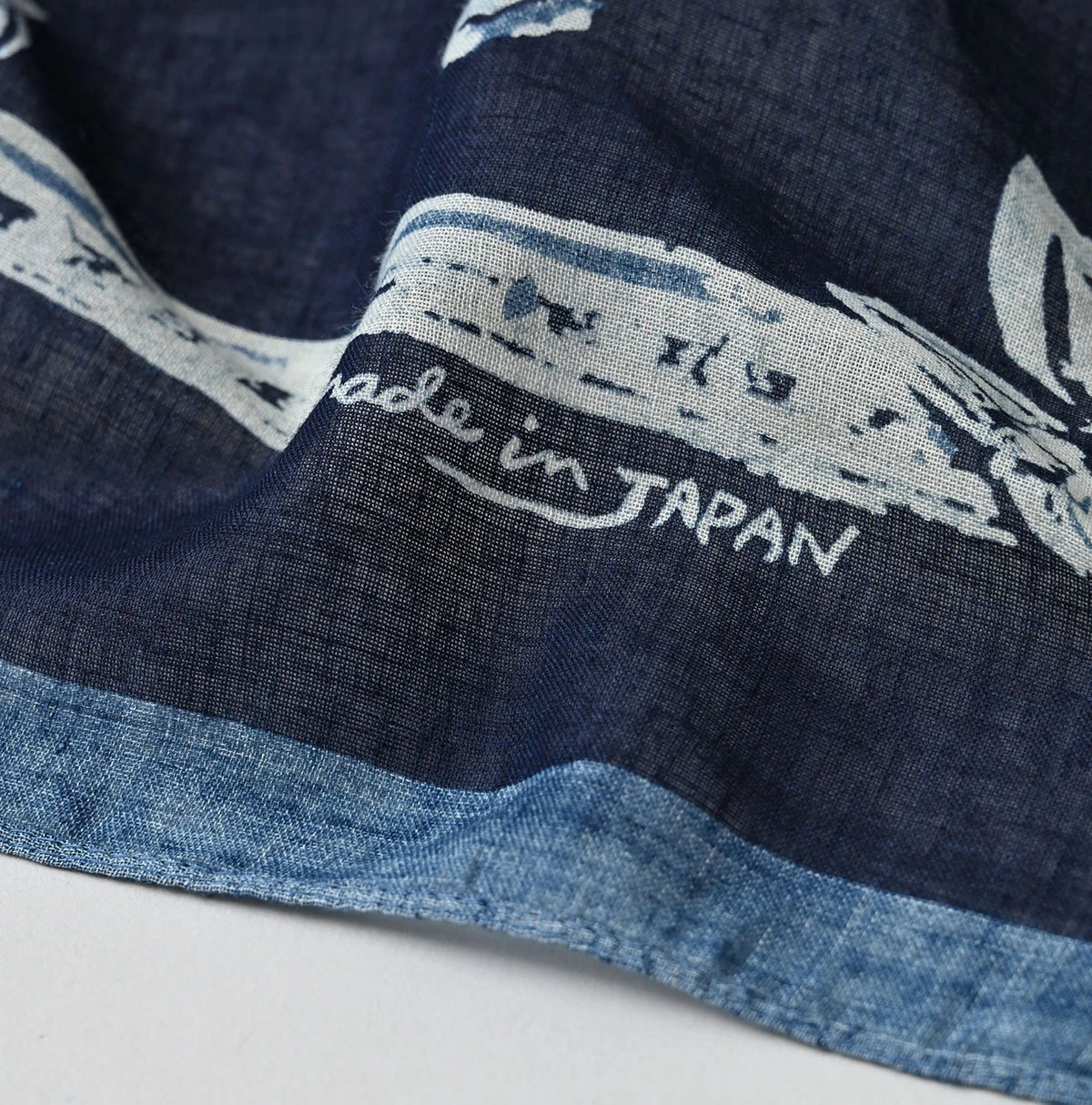45R Indigo Gauze Flower Crest Bandana - Image 5
