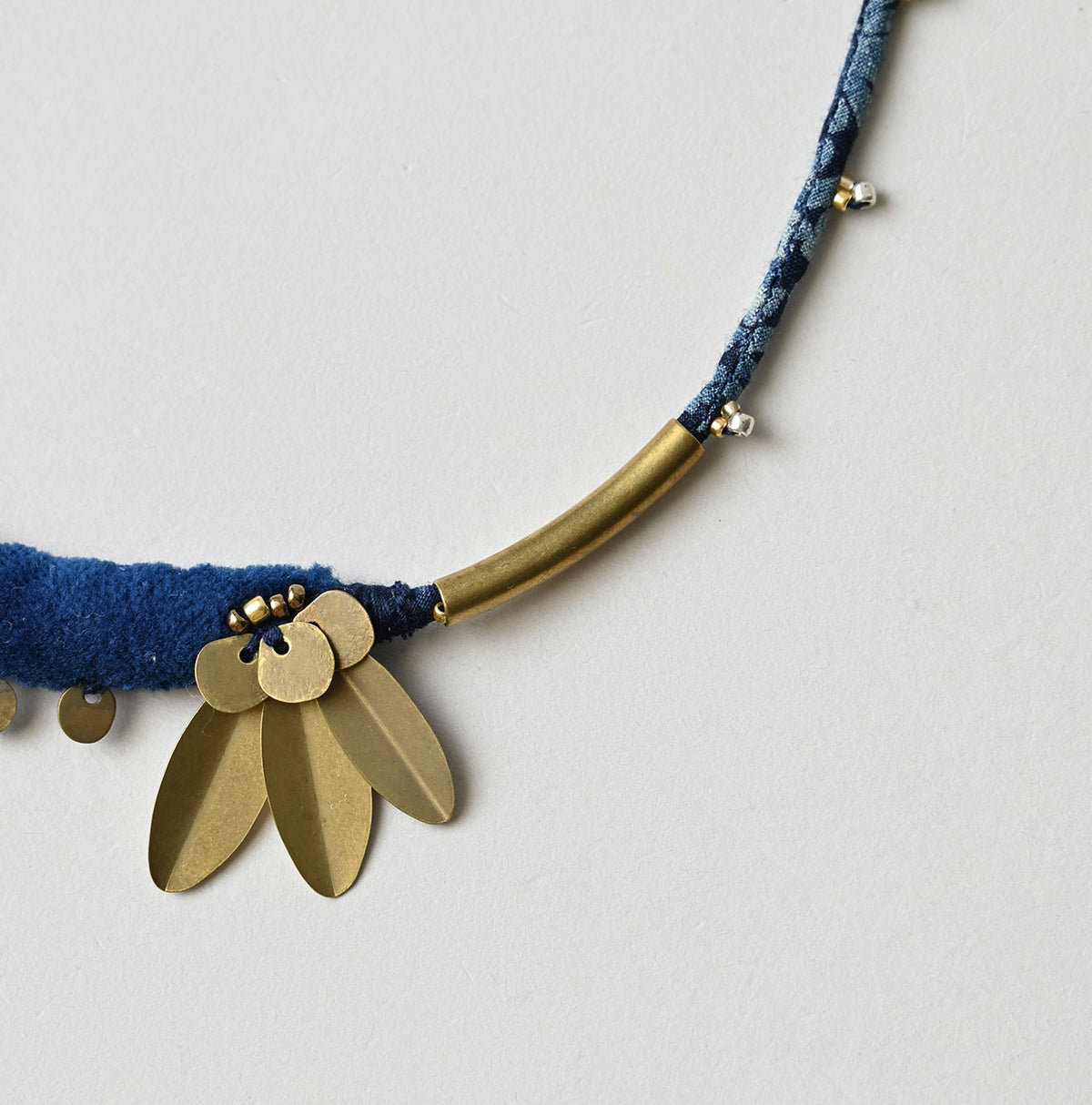 45R Ai Indigo Velvet Choker