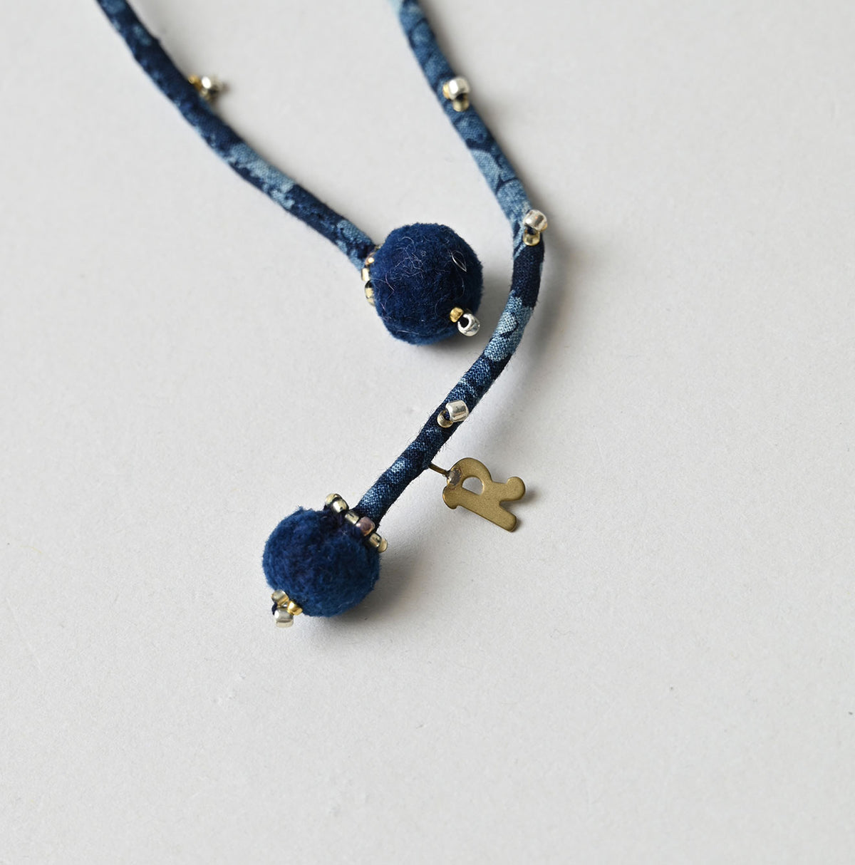 45R Ai Indigo Velvet Choker