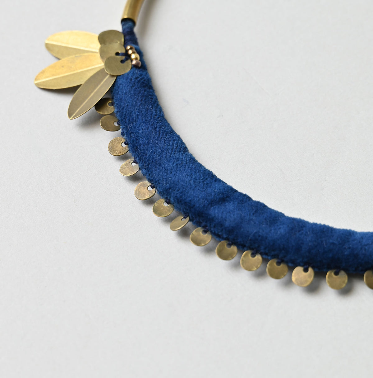 45R Ai Indigo Velvet Choker