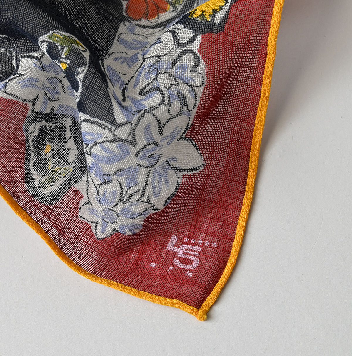 45R Gauze Bouquet Bandana