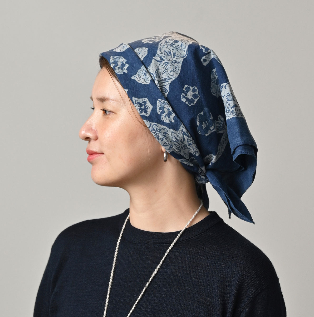 45R Indigo Twill Bouquet Big Bandana