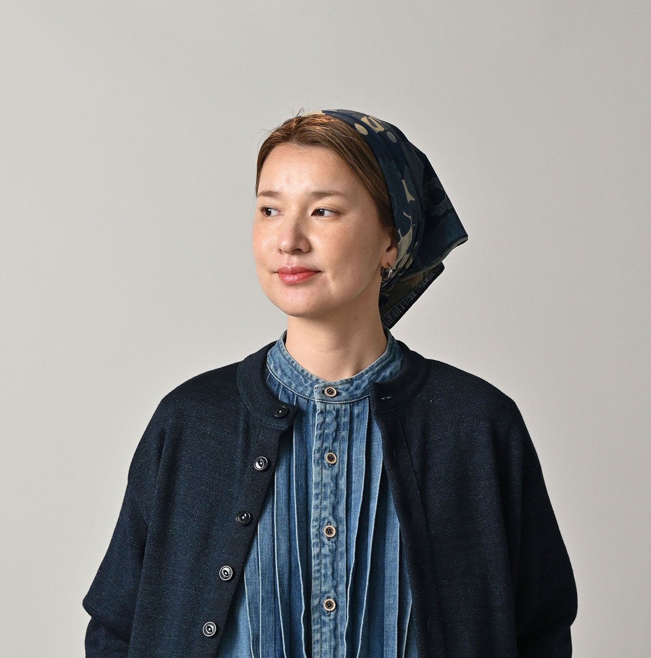 45R Indigo Tenjiku Happy Doodle Bandana