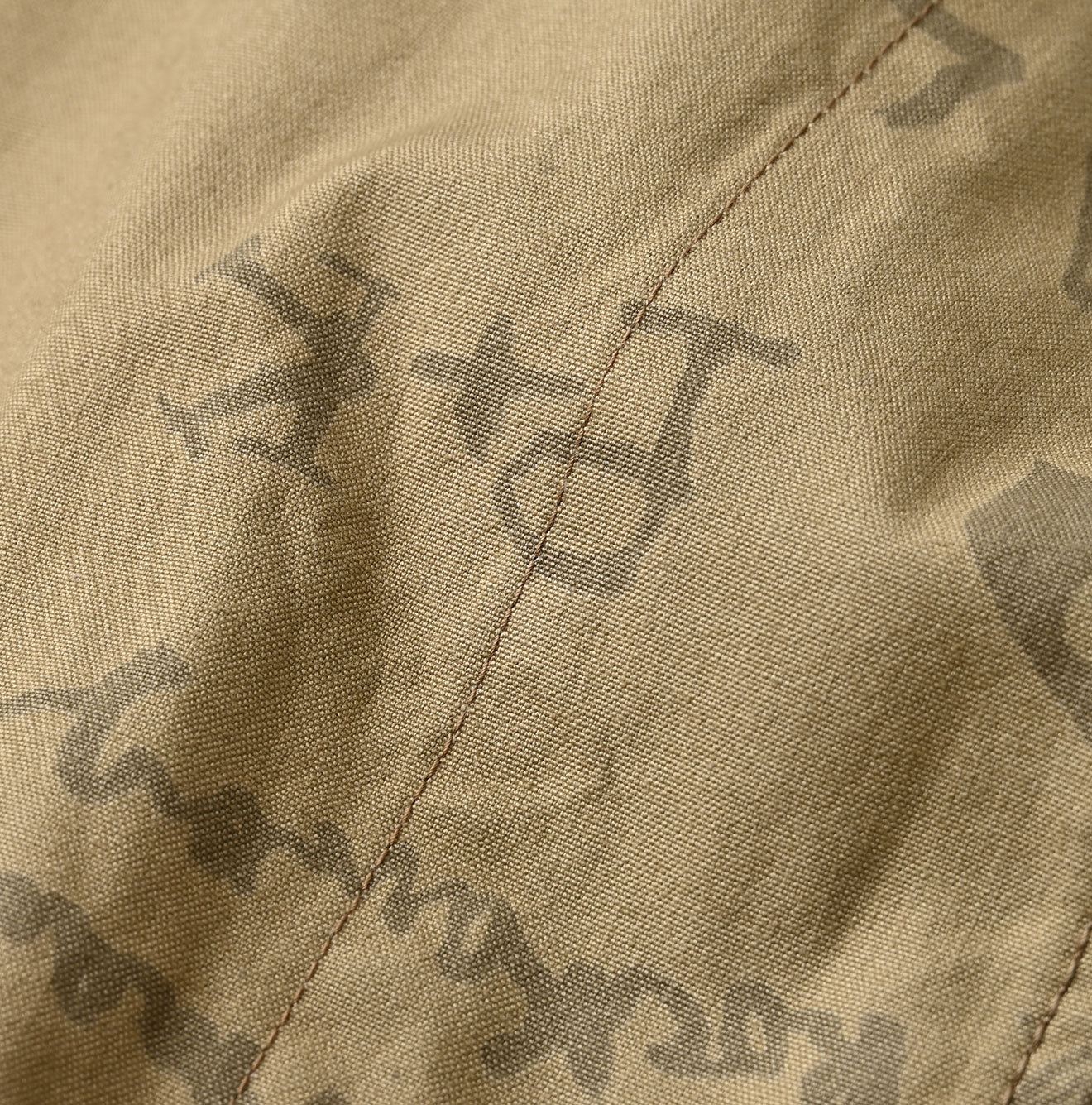 45R Duck 908 Graffiti Coverall