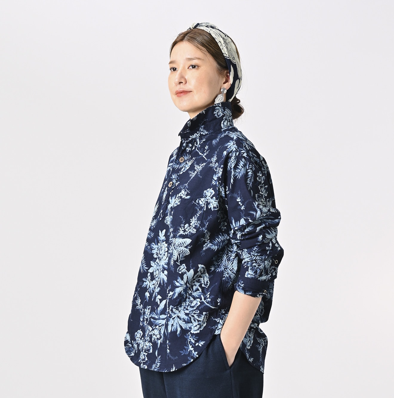 45R Indigo Lapis 908 Ocean Petit-collar Pullover Shirt