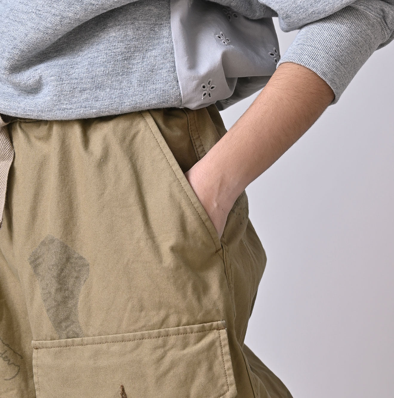 45R Duck 908 Graffiti Tent Pants