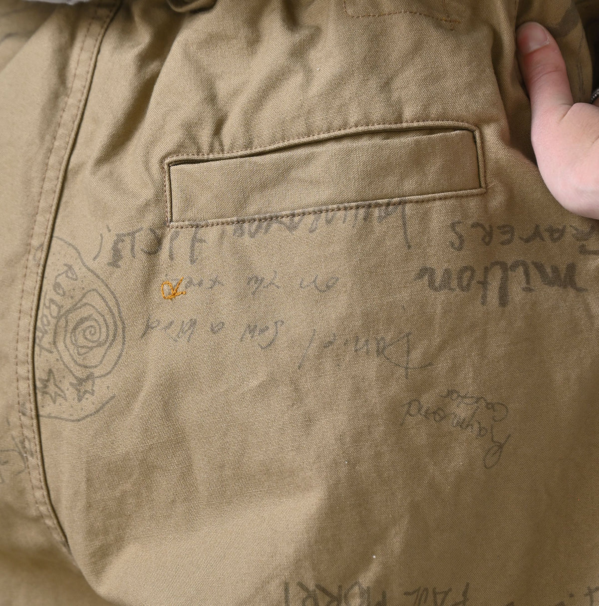 45R Duck 908 Graffiti Tent Pants