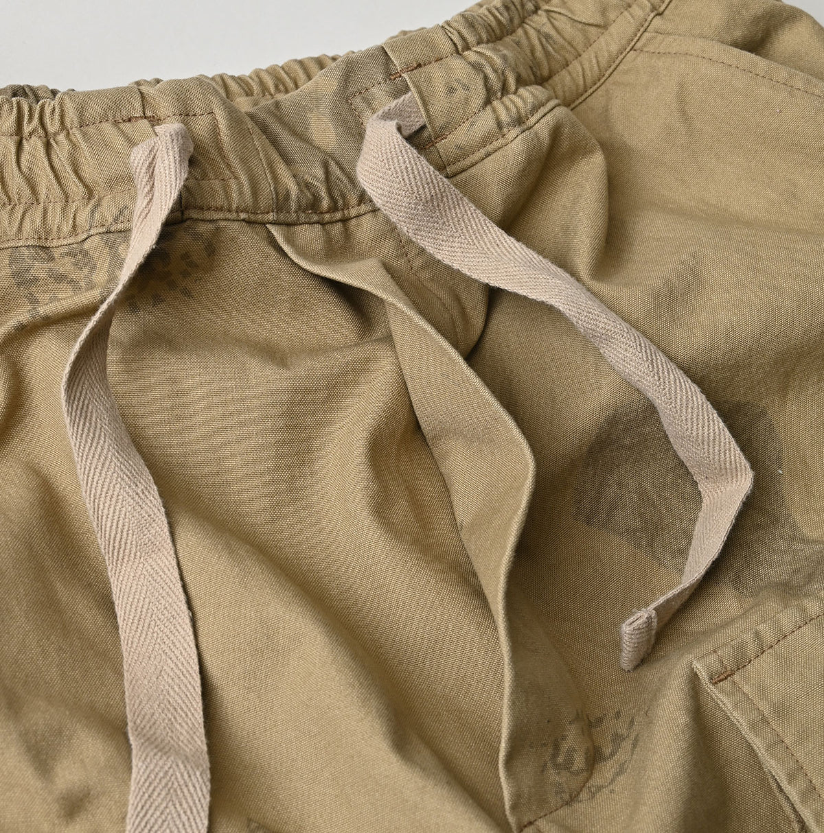 45R Duck 908 Graffiti Tent Pants