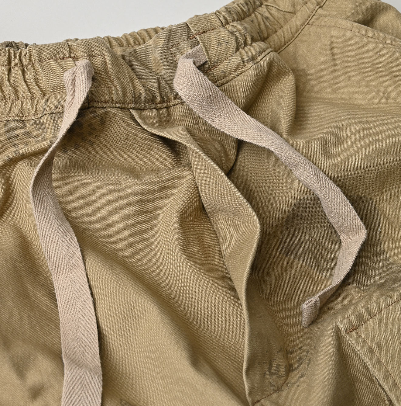 45R Duck 908 Graffiti Tent Pants