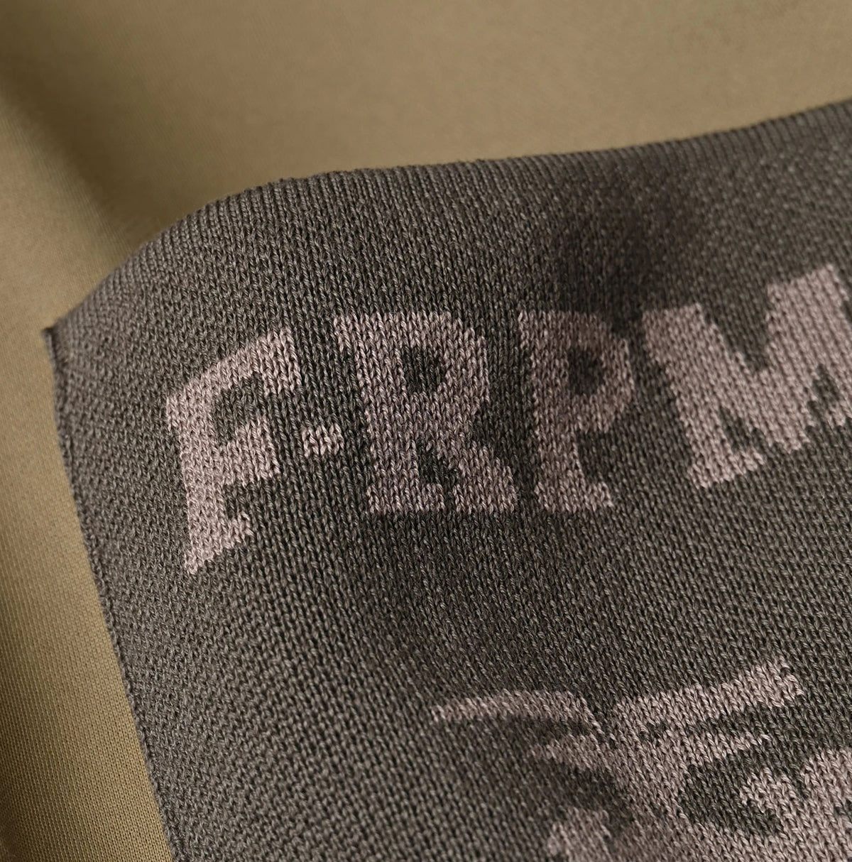 45R Nylon Fleece 908 Blouson - Image 17